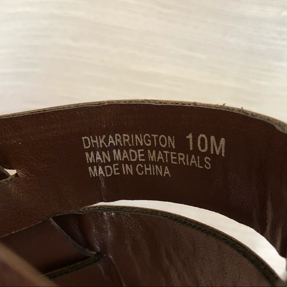 Dollhouse Wedges - Picture 6 of 8